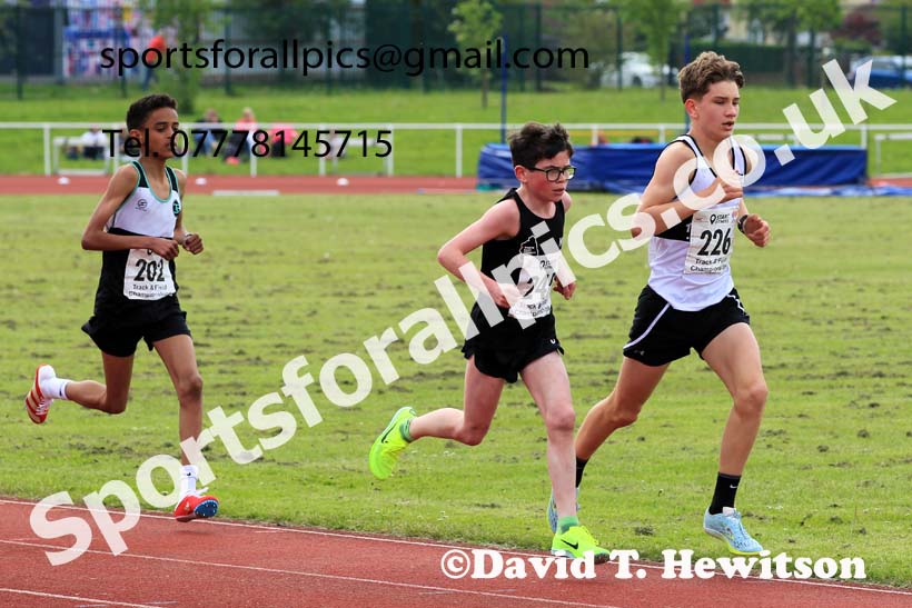 Boys Under-15s 3000 metres, 2023 North Eastern Track and Field Champs., Middlesbrough Sports Village, Middlesbrough. Photo: David T. Hewitson/Sports for All Pics